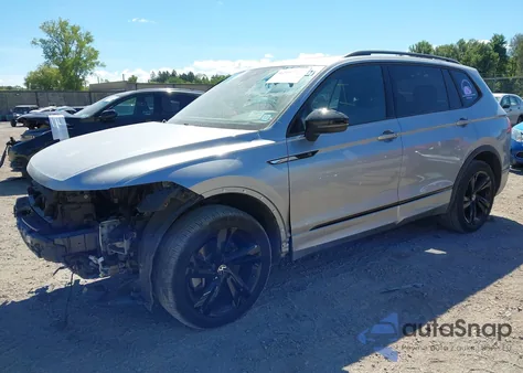 2023 Volkswagen Tiguan 2.0T Se R-Line Black из США, поврежденный, VIN 3VV8B7AX5PM124100